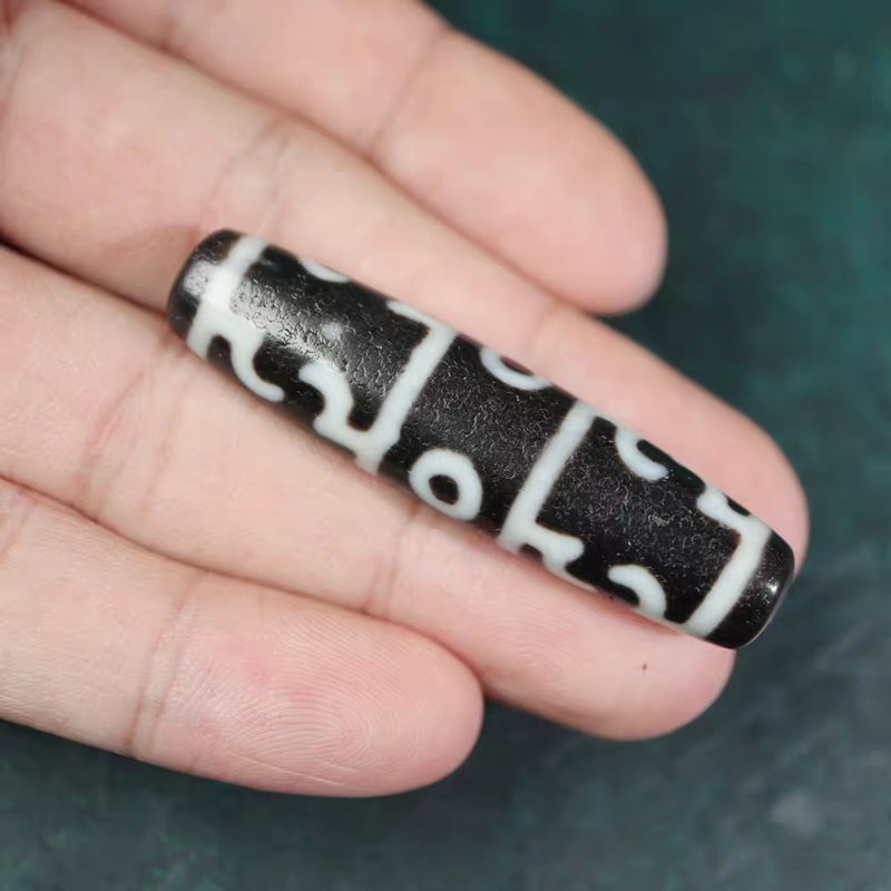 Mastery of Buddhahood Amulet 3 Eye Dzi Bead