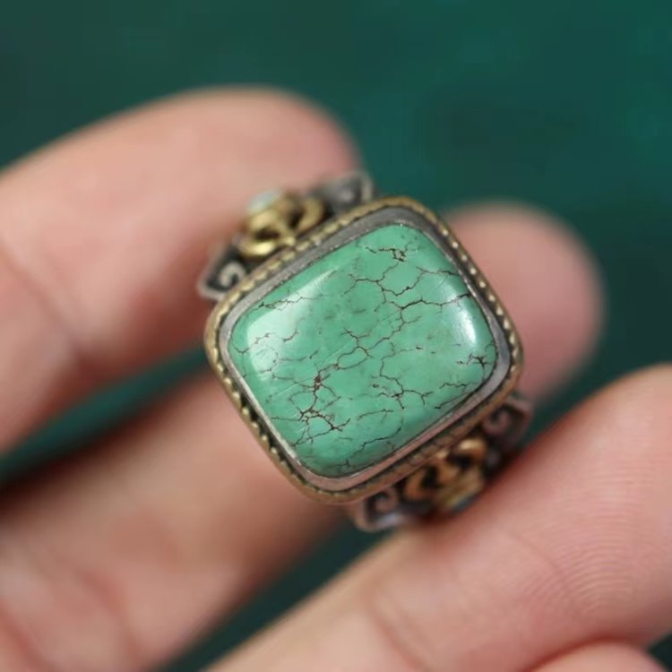 Vintage Tibetan Turquoise Ring