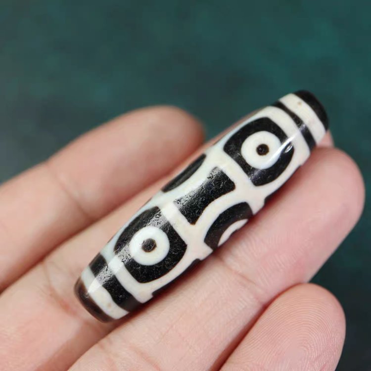 Overcoming Worldly Desires Talisman 6 Eye Dzi Bead