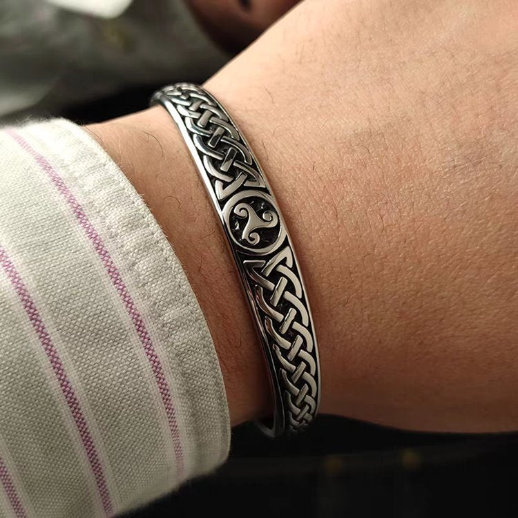 Triskele Celtic Knot Viking Bracelet