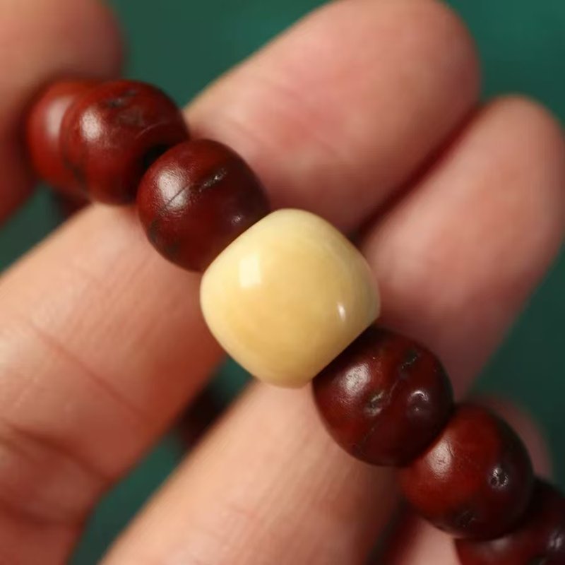 Old Tibetan Bodhi Seed Wrist Mala