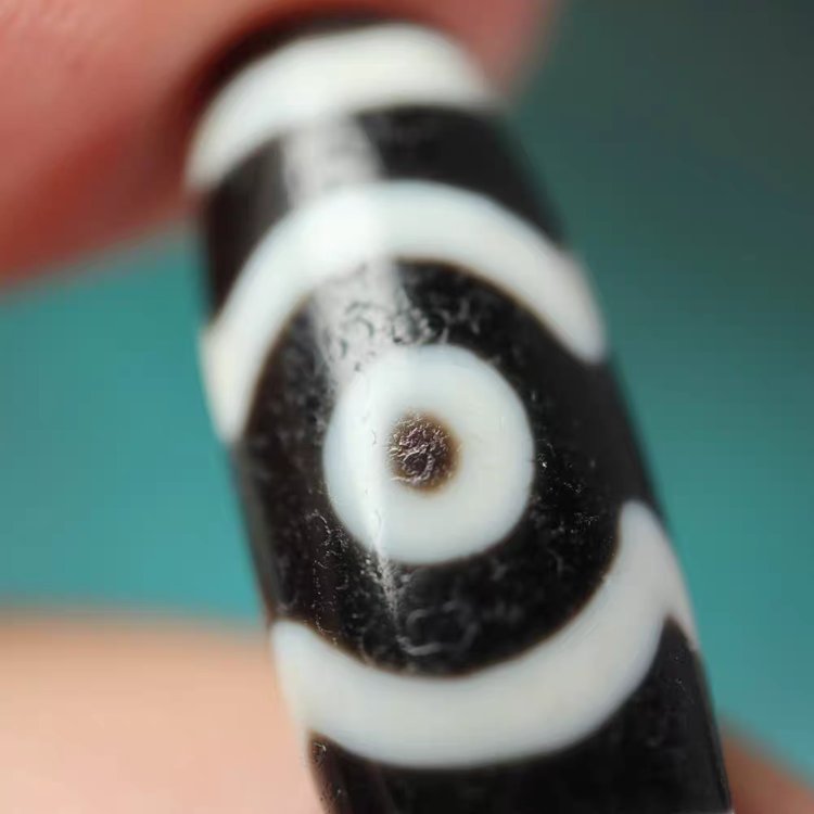 Amulet of Happiness, Honor and Long Life 3 Eye Dzi Bead