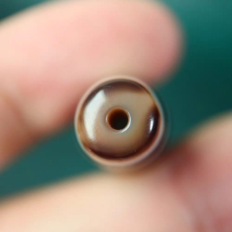 Prosperity Fulfilled 3 Eye Dzi Bead