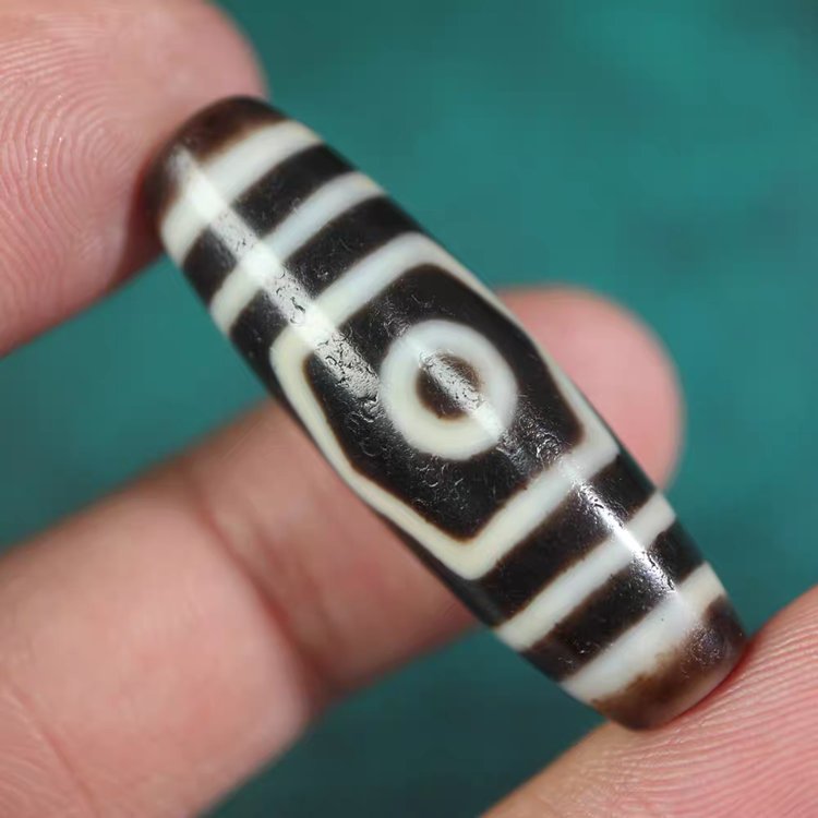 Holistic Harmony 3 Eye Dzi Bead
