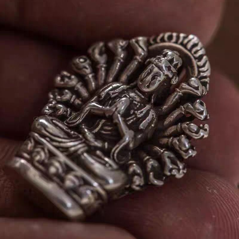 Thousand Hands Guanyin Amulet