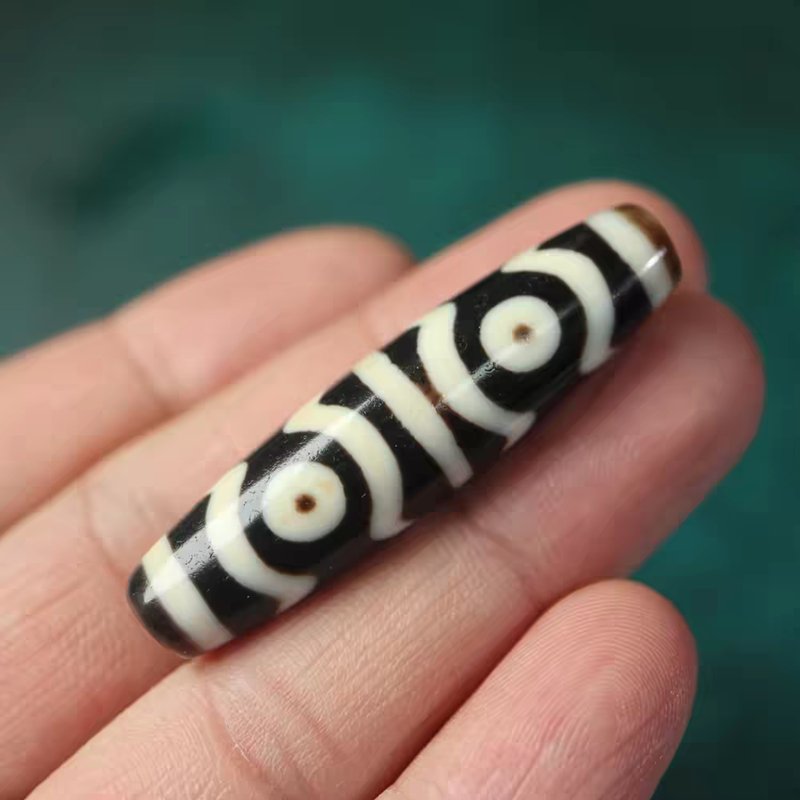 Heavenly Blessings 6 Eye Dzi Bead