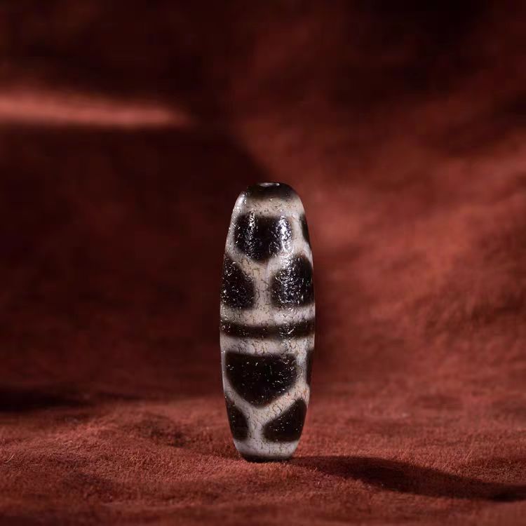 Prosperous Journey Tortoise Shell Dzi Bead