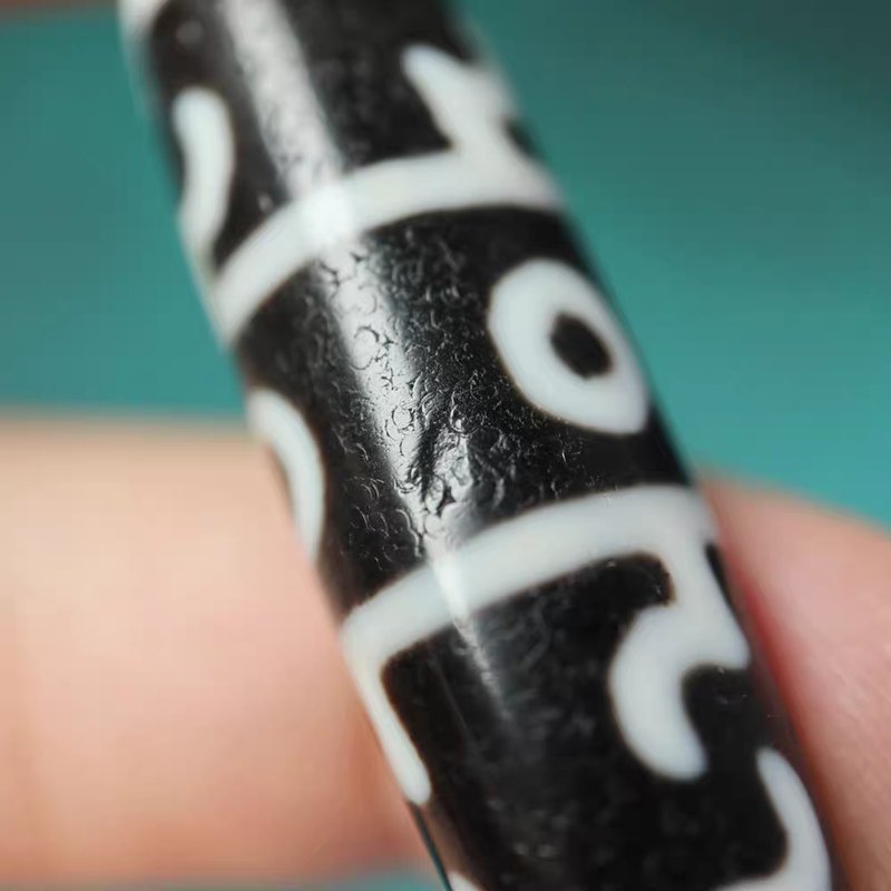 Mastery of Buddhahood Amulet 3 Eye Dzi Bead