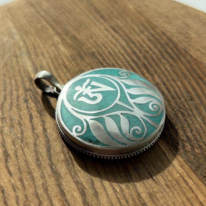 Crushed Turquoise Silver Om Lotus Nepali Necklace