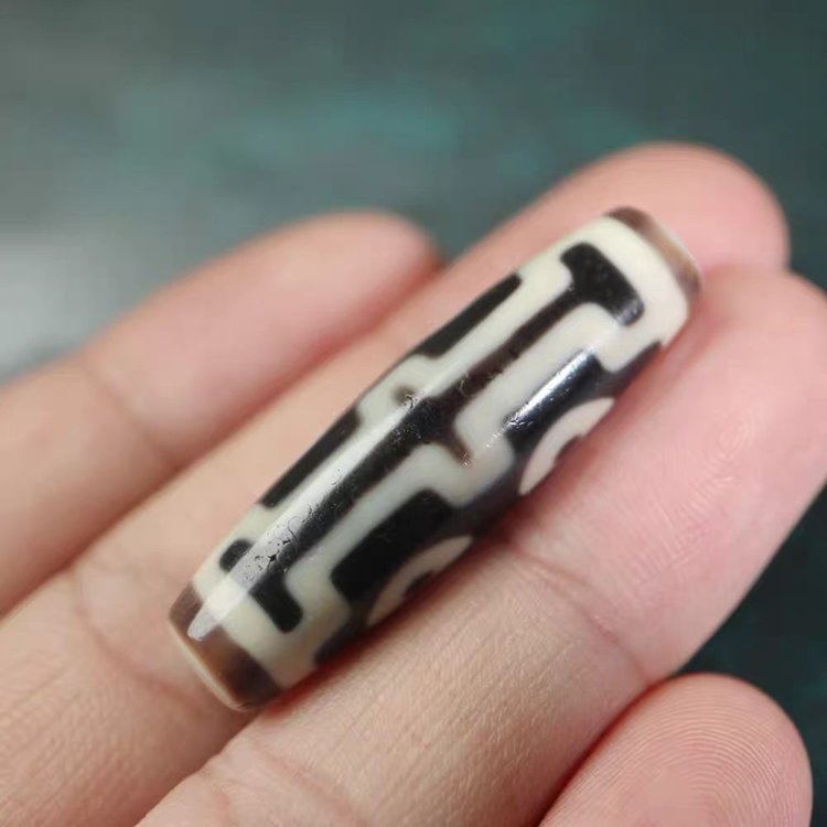 Energies of Skillful Means Talisman 4 Eye Dzi Bead