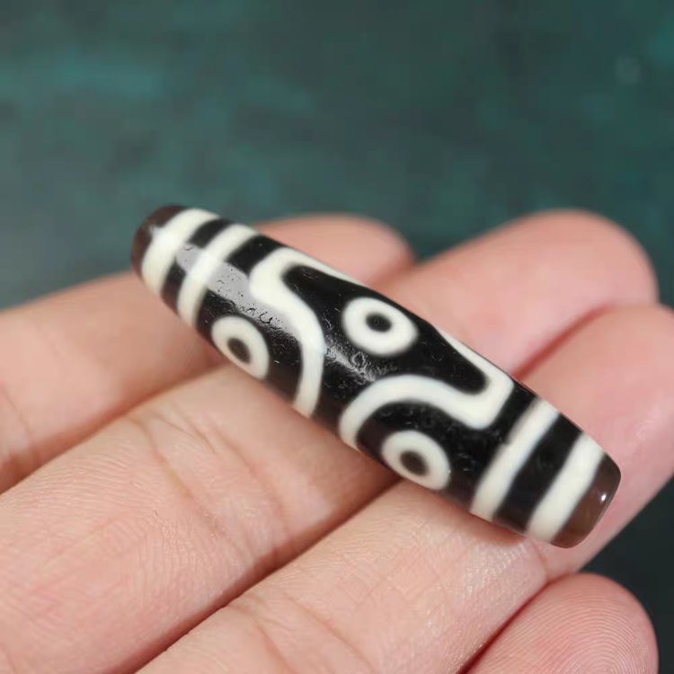 Discerning Emptiness Through Form 6 Eye Dzi Bead