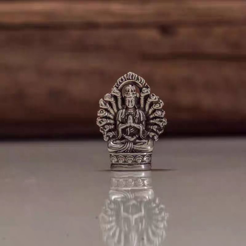 Thousand Hands Guanyin Amulet