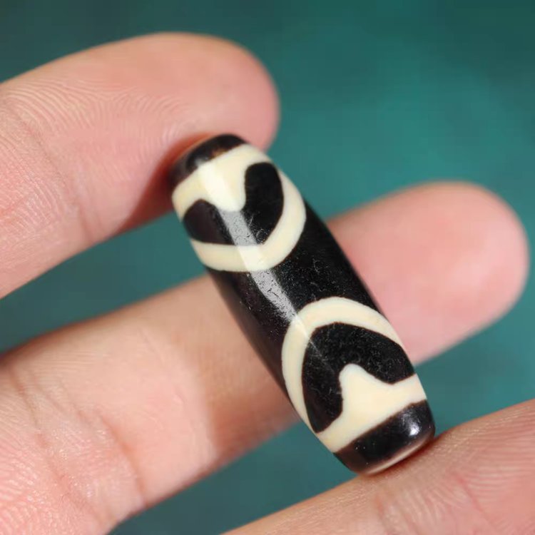 Earth-Born 1 Eye Dzi Bead