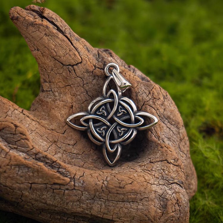 Triquetra Celtic Knot Pendant