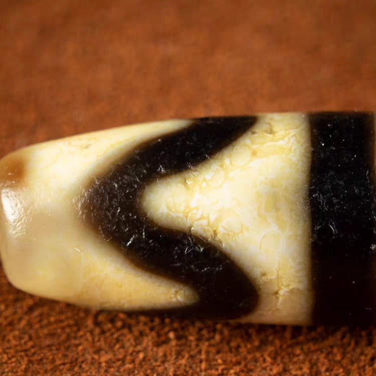 Stability of Confidence Tiger Tooth Dzi Bead (Copy)