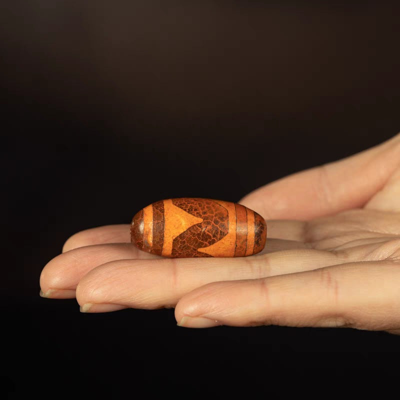 Shard of Unwavering Protection Tiger Tooth Dzi Bead