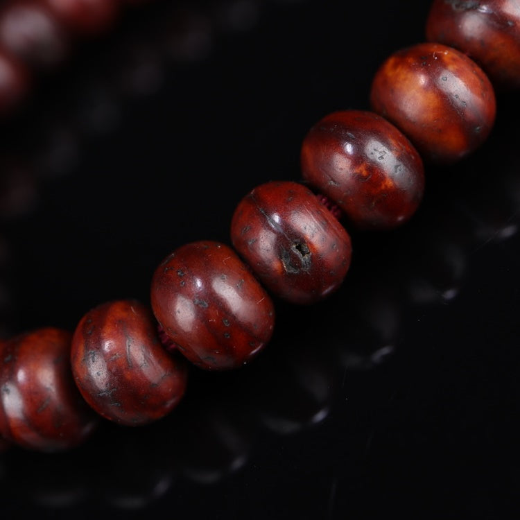 Antique Tibetan Red Bodhi Beads Wrist Mala - mantrapiece.com