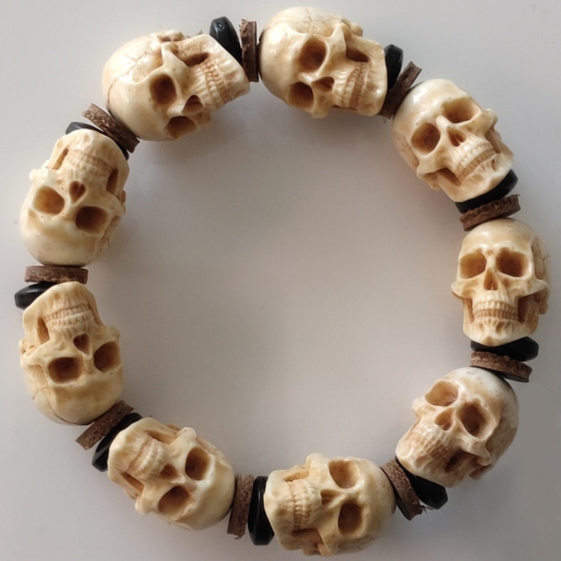 Tibetan Deer Antler Big Skull Mala Bracelet 9 Beads - mantrapiece.com